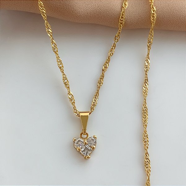 COLAR CORAÇÃO PEDRAS ZIRCÔNIAS FORMATOS FOLHEADO A OURO 18K⭐️